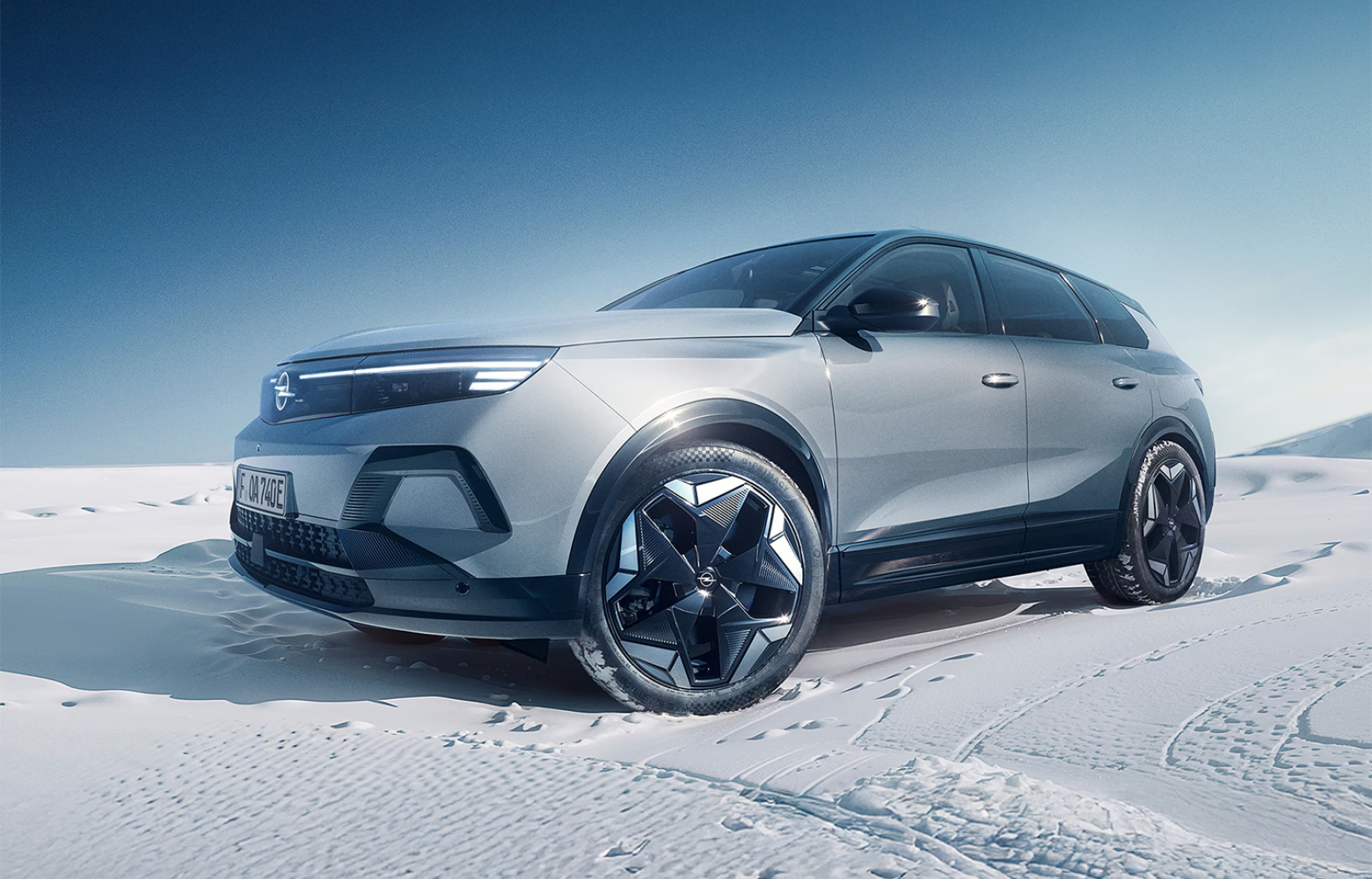 NEW Grandland Electric AWD